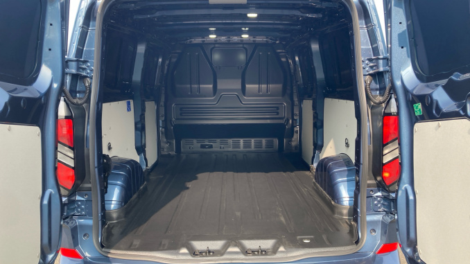 Ford Transit Custom 320 L2 Diesel Fwd 2.0 EcoBlue 150ps H1 Van Limited - Image 12